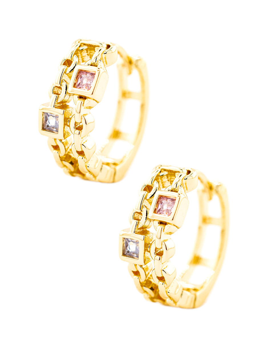 Huggie Zirconia Cuadrada Baño de Oro