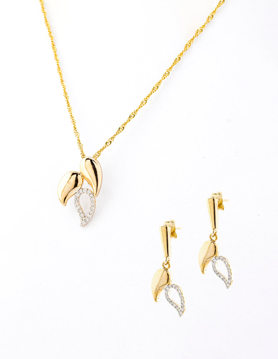 Set Hojas Bitono Zirconia en Baño de Oro
