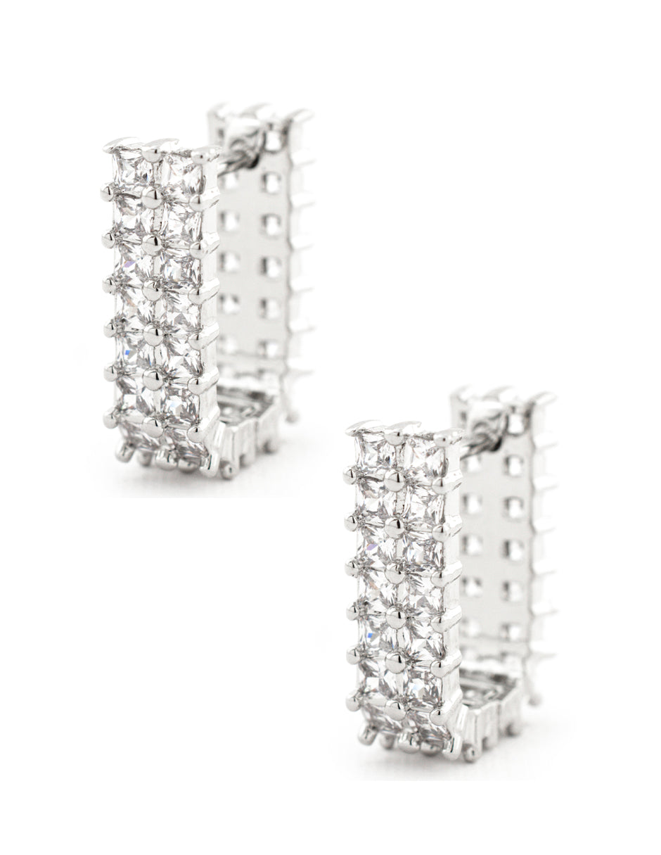 Huggie Doble Línea Zirconia en Baño de Rodio