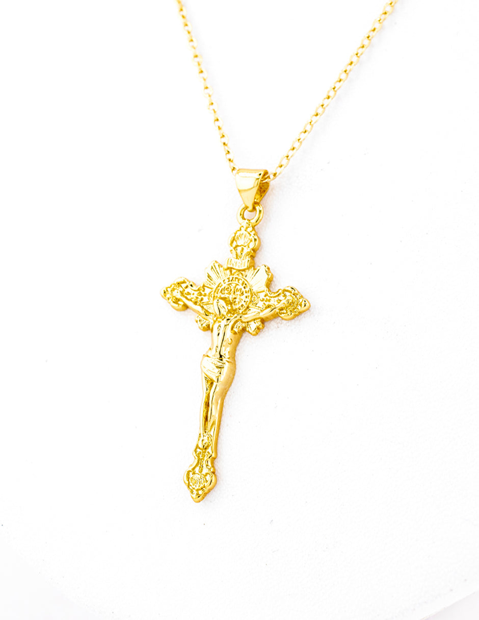 Cadena Dije Crucifijo Grabado Baño de Oro