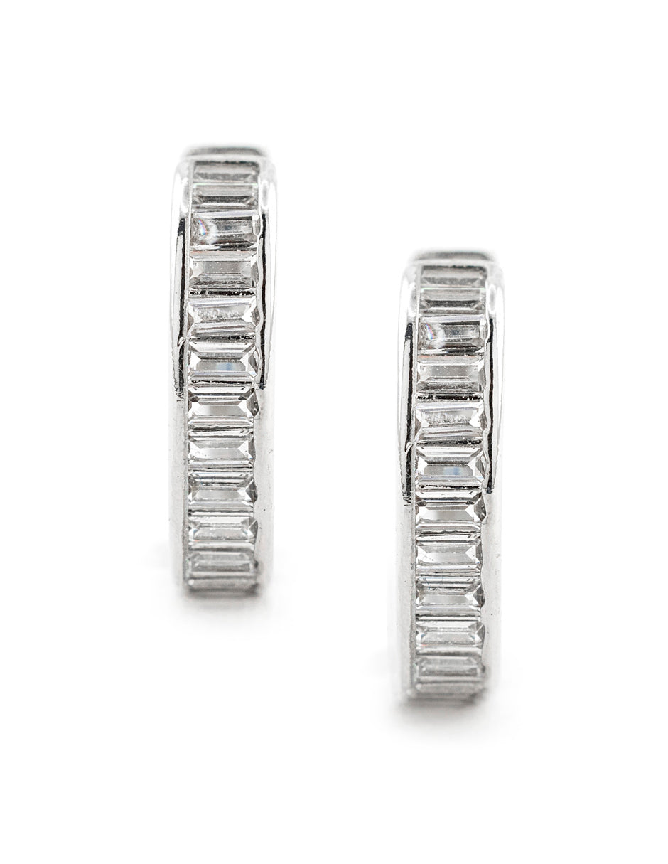 Huggie Zirconia en Baño de Rodio