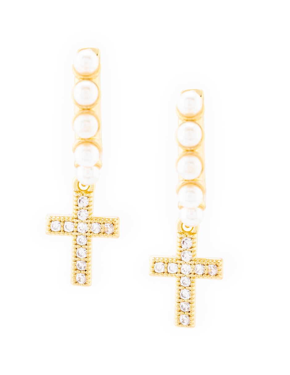 Arete de Cruz con Perlas en Baño de Oro
