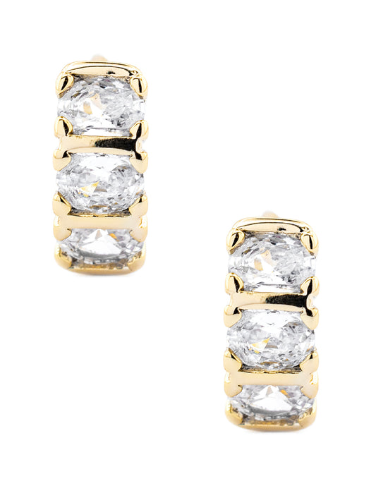 Huggie con Zirconia Ovalada en Baño de Oro