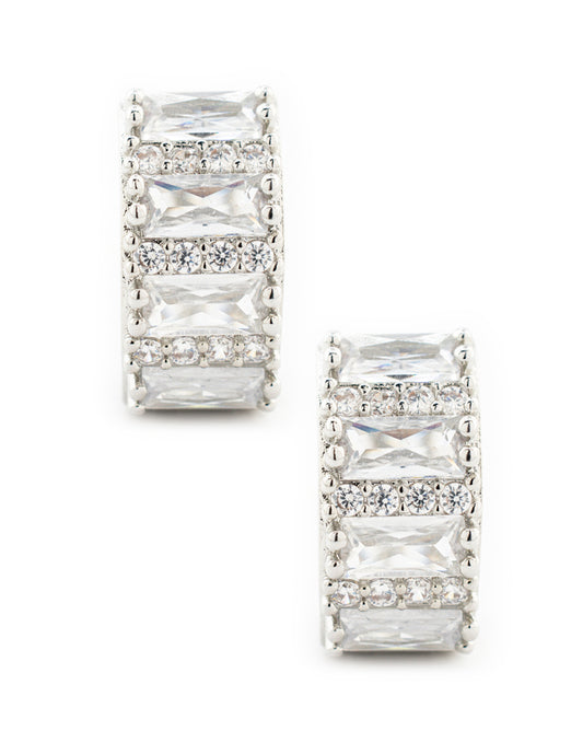 Huggie Zirconia Rectángulo en Baño de Rodio