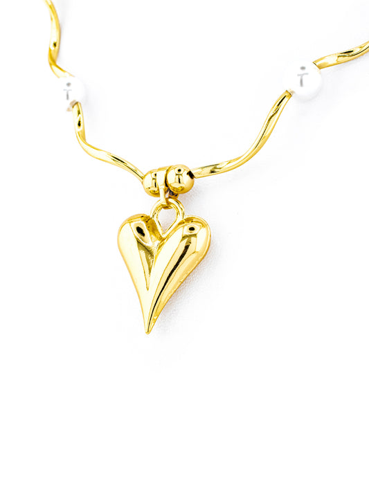 Collar de Corazon con Perlas en Baño de Oro