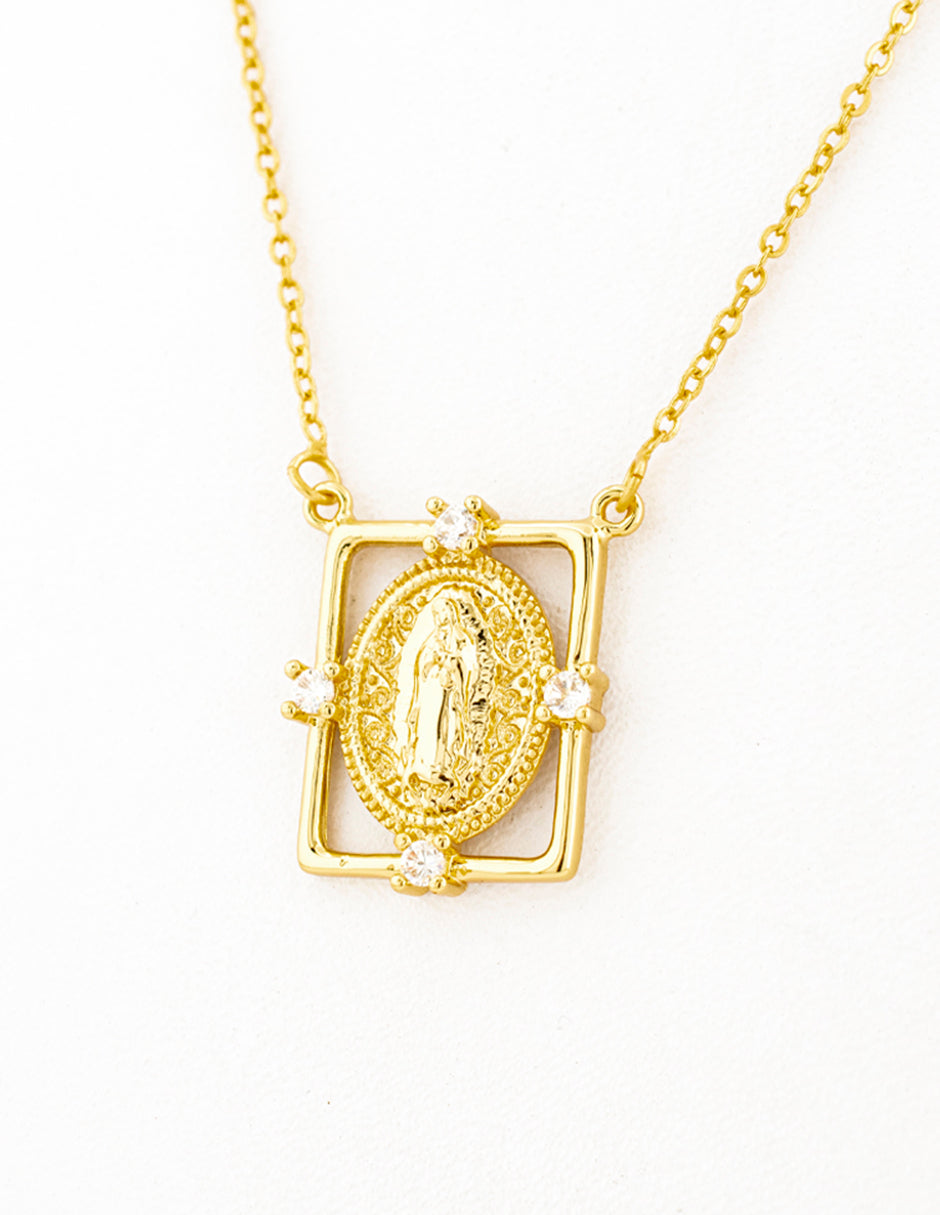 Medalla Virgen de Guadalupe en Baño de Oro